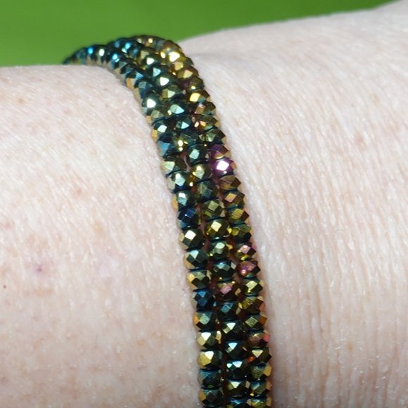 (NWT) Hematite (Green/Rainbow/Gold) Bead Bracelet Stack (3 Bracelets) - Picture 5 of 9